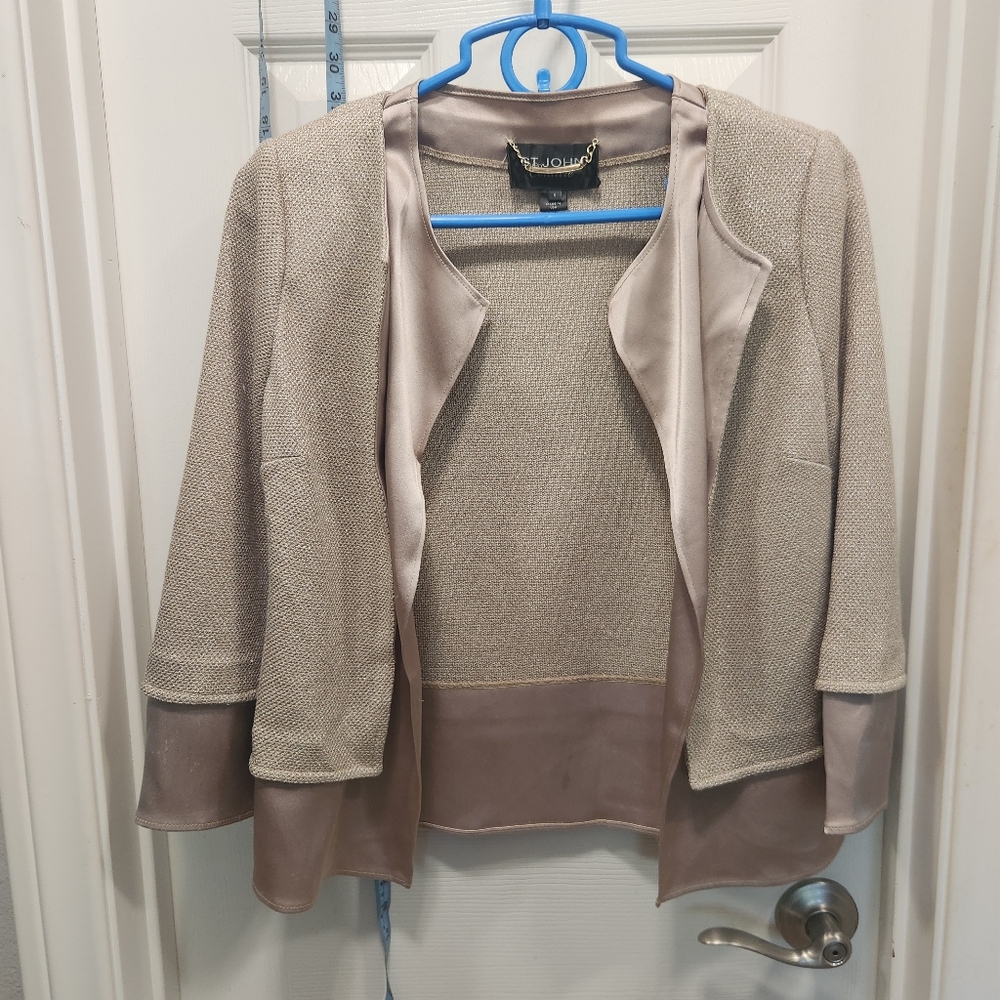 St. John Couture jacket size 4